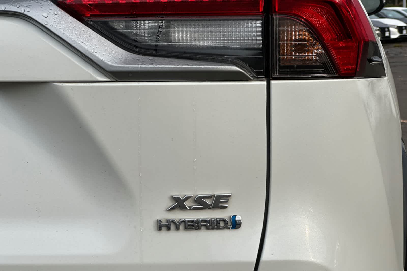 Thumbnail: 2020 Toyota RAV4 - 28