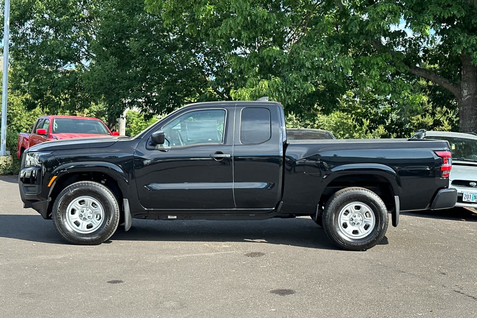 Thumbnail: 2025 Nissan Frontier - 5