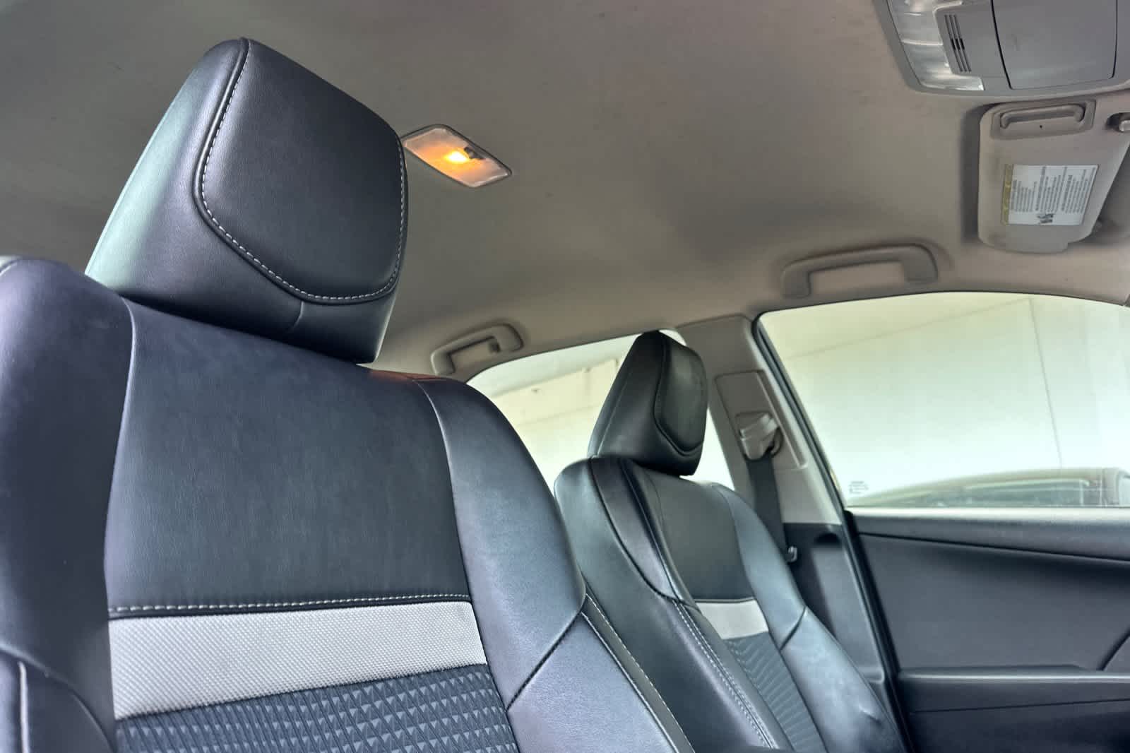Thumbnail: 2013 Toyota Camry - 16