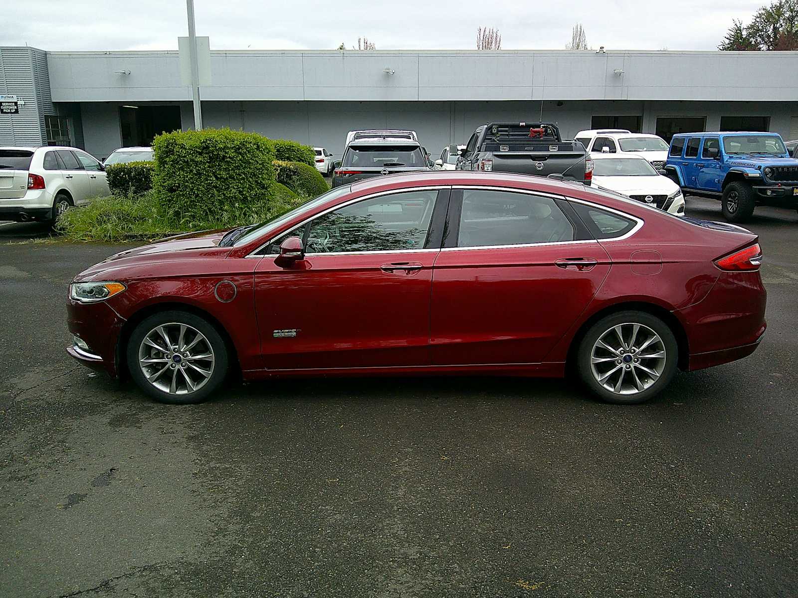 Thumbnail: 2017 Ford Fusion - 2