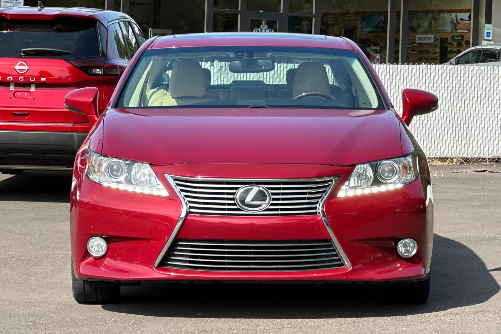 Thumbnail: 2013 Lexus ES - 9
