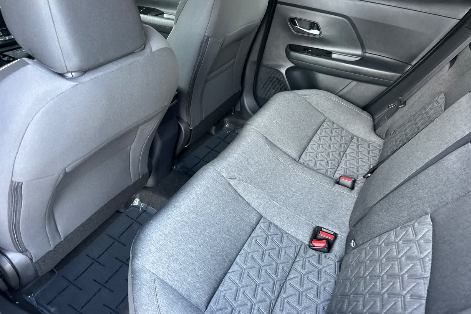 Thumbnail: 2026 Nissan Kicks - 4