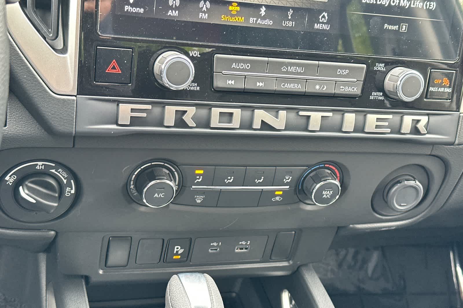 Thumbnail: 2025 Nissan Frontier - 19