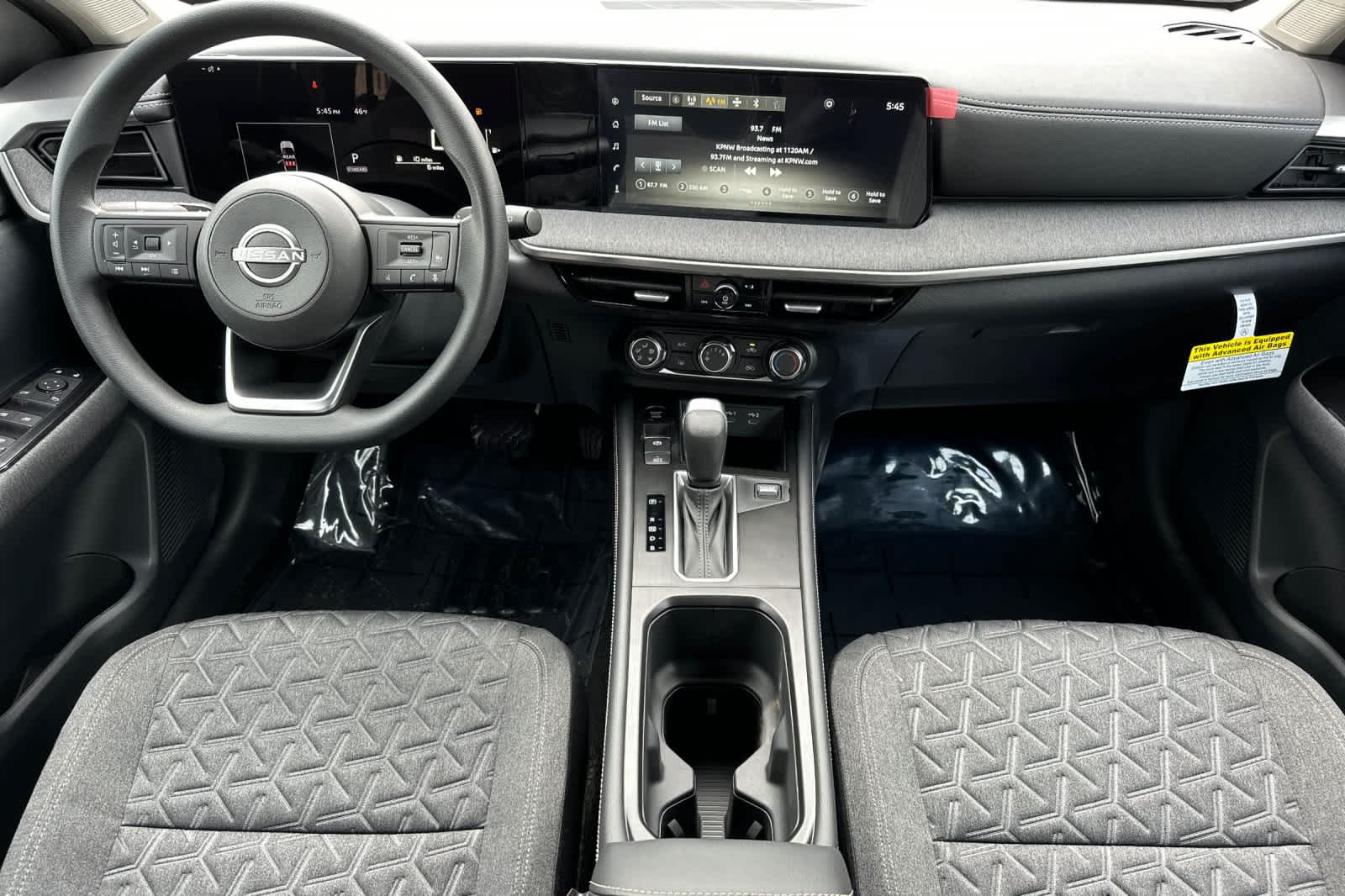 Thumbnail: 2025 Nissan Kicks - 3