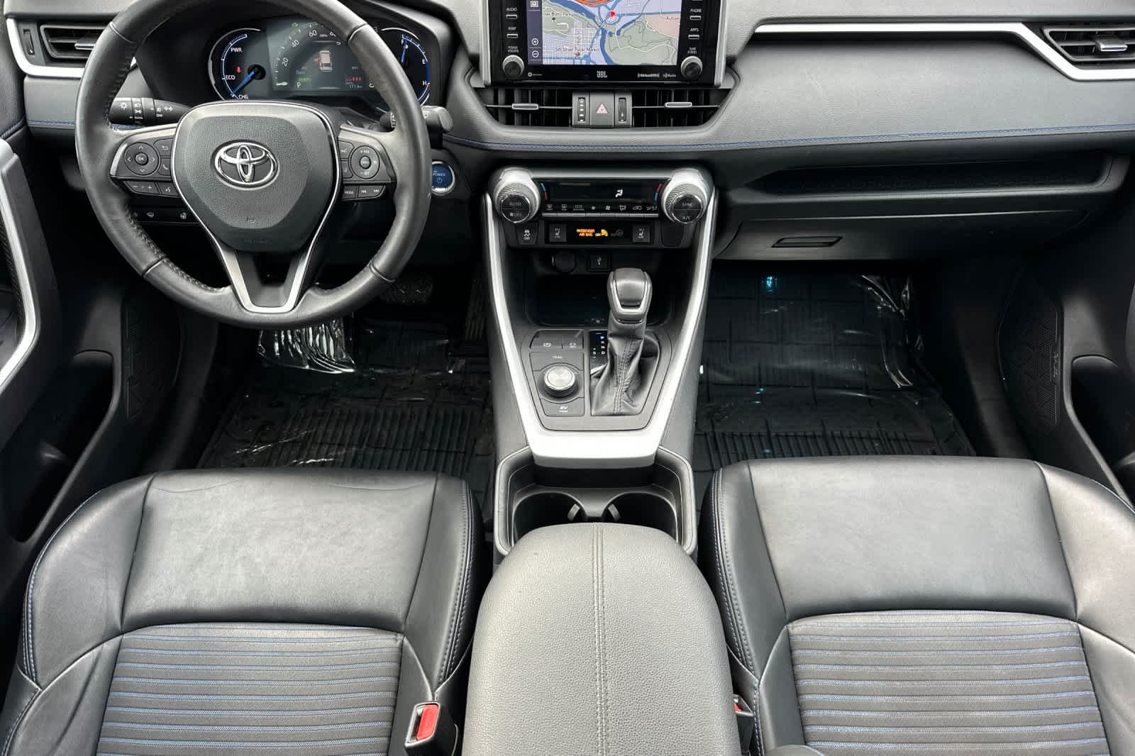 Thumbnail: 2021 Toyota RAV4 - 3