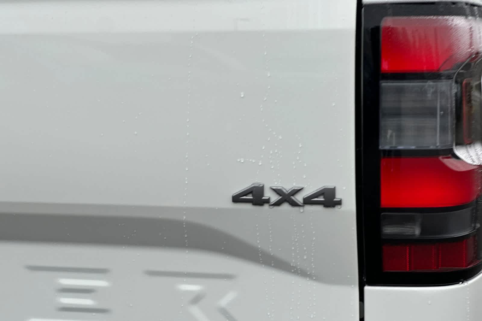 Thumbnail: 2026 Nissan Frontier - 24