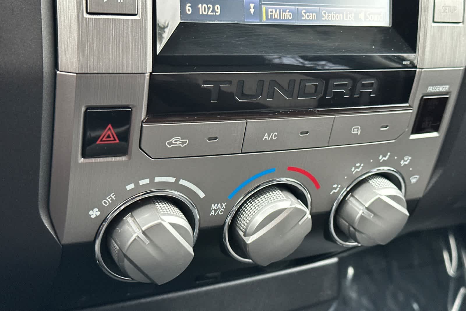 Thumbnail: 2016 Toyota Tundra - 19