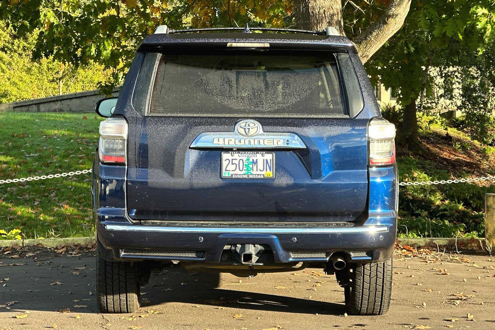 Thumbnail: 2014 Toyota 4Runner - 7
