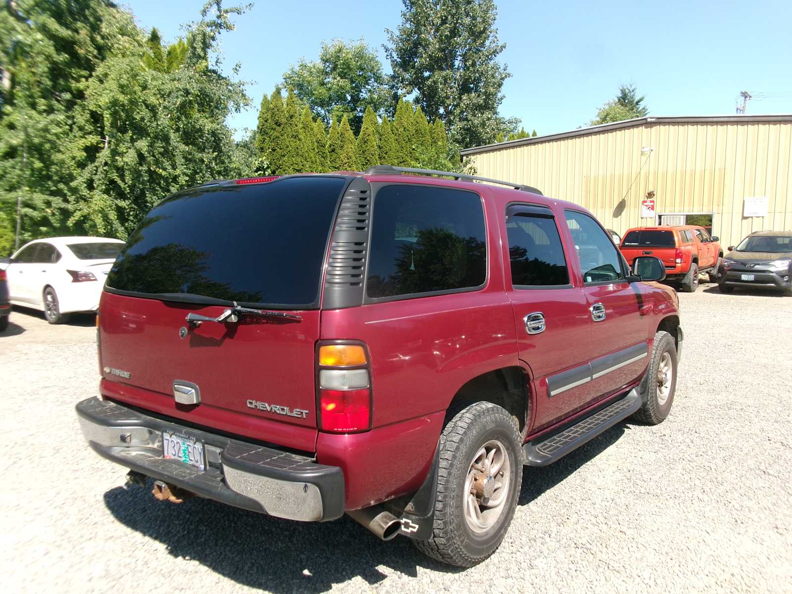 Thumbnail: 2004 Chevrolet Tahoe - 5