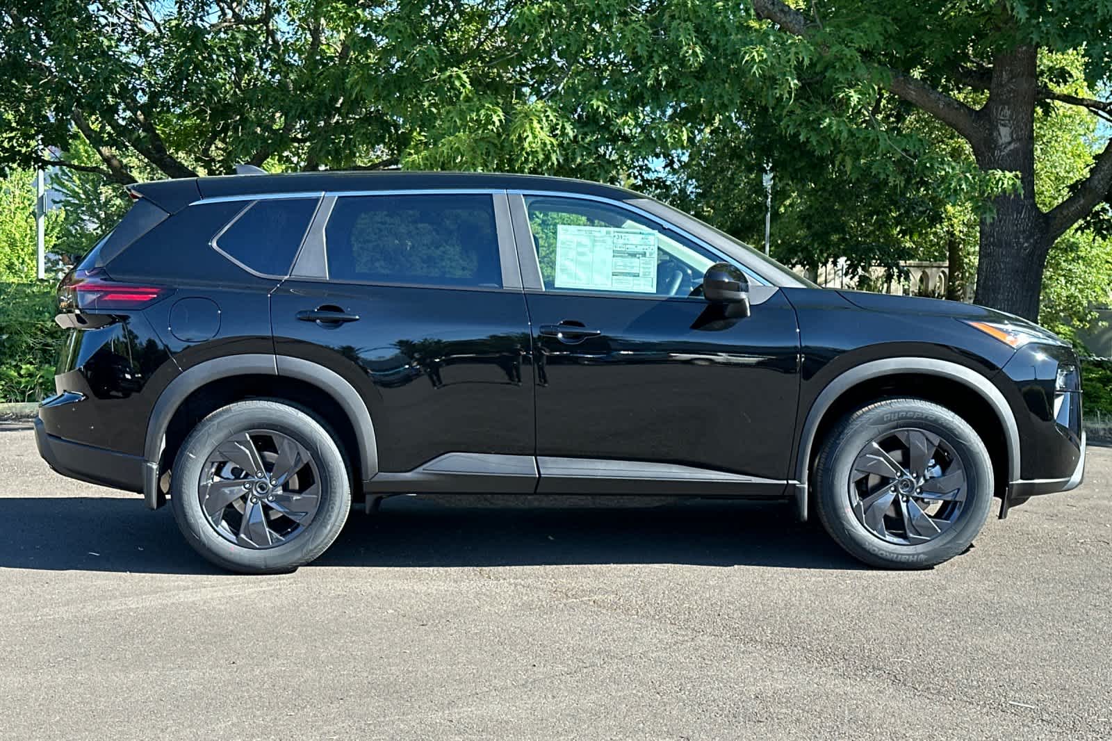 Thumbnail: 2026 Nissan Rogue - 8