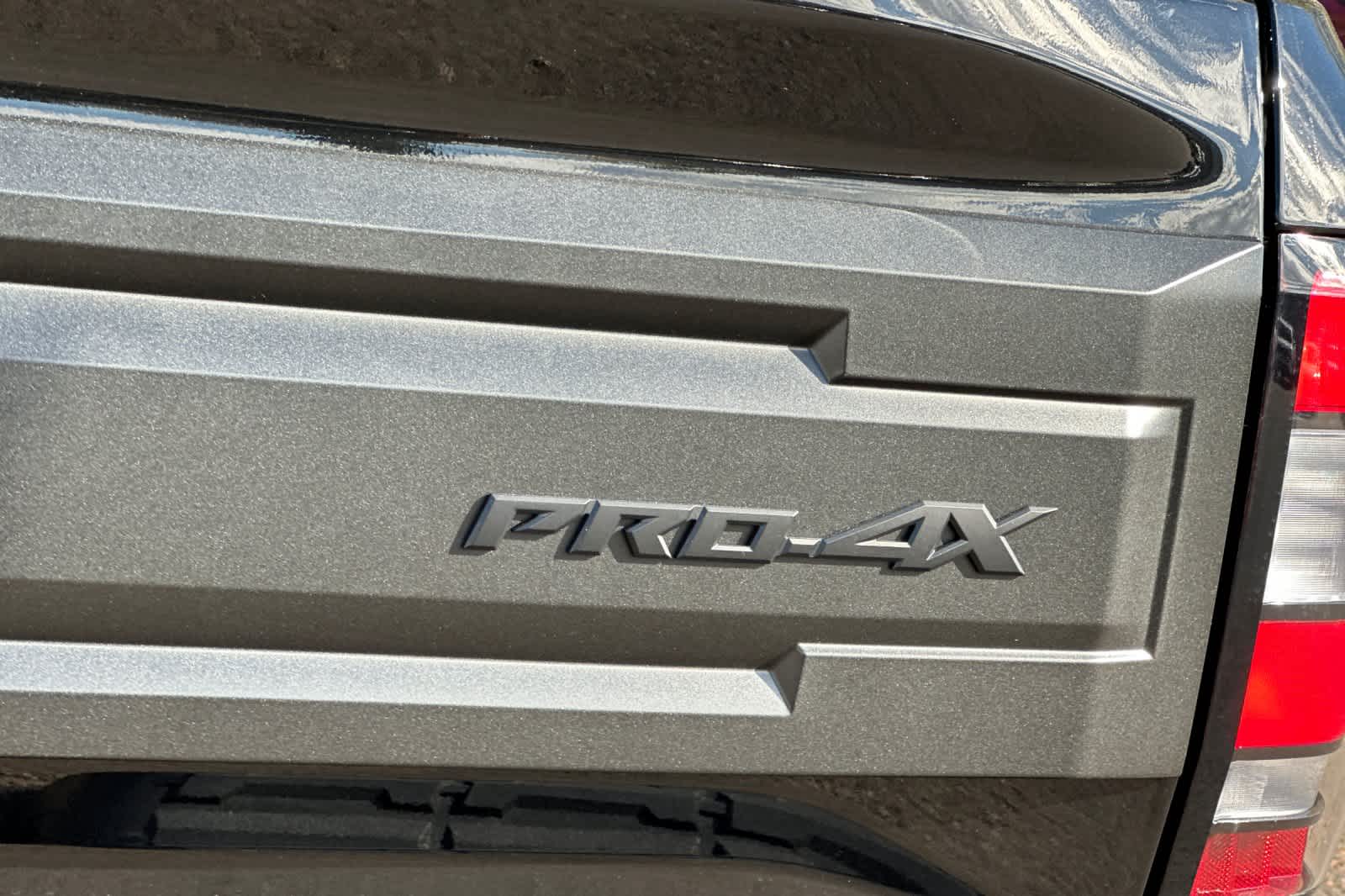 Thumbnail: 2026 Nissan Frontier - 24