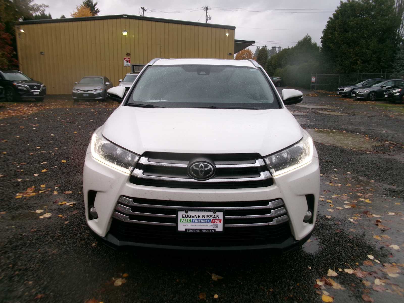 Thumbnail: 2017 Toyota Highlander - 8