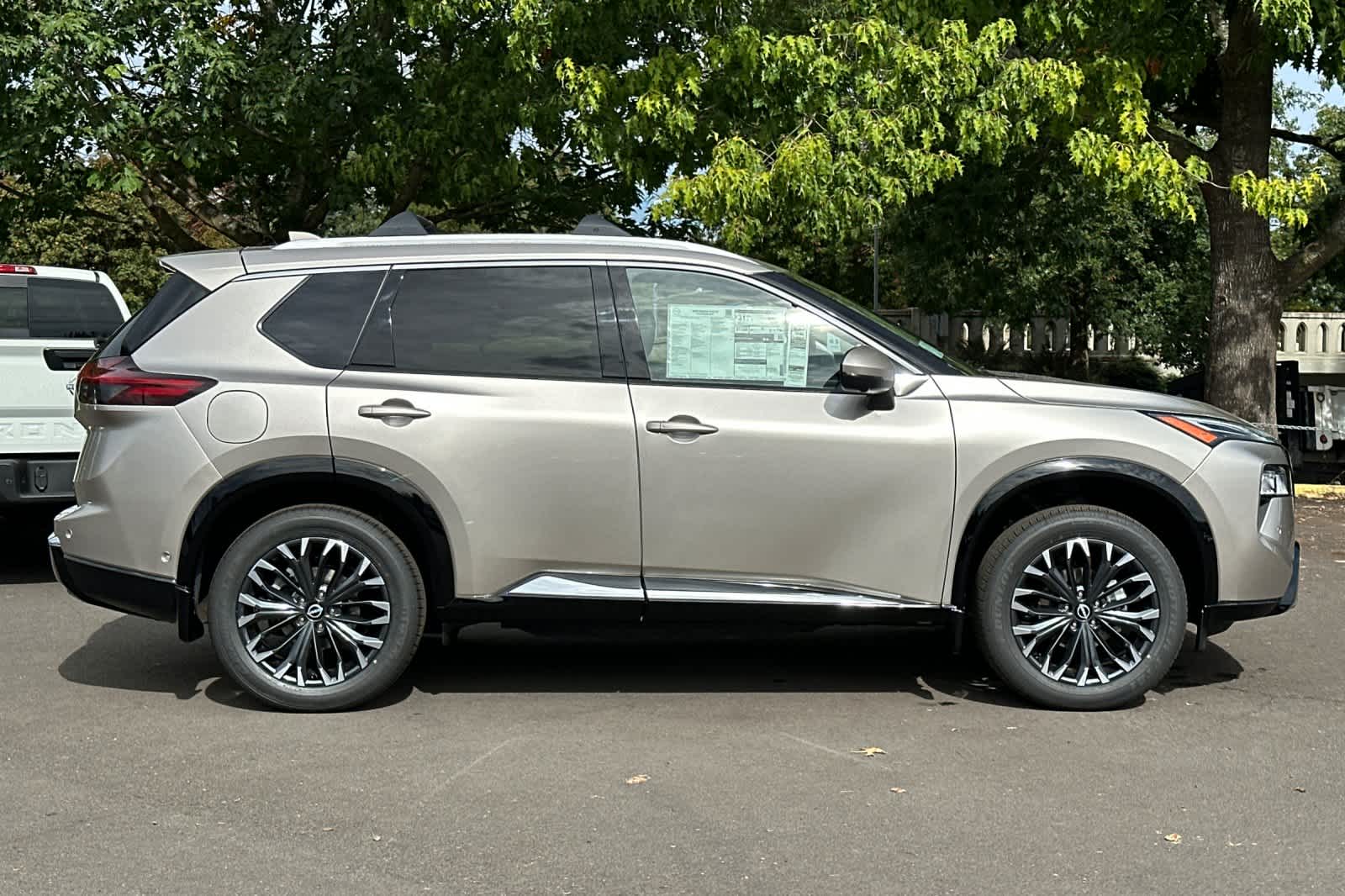 Thumbnail: 2026 Nissan Rogue - 8