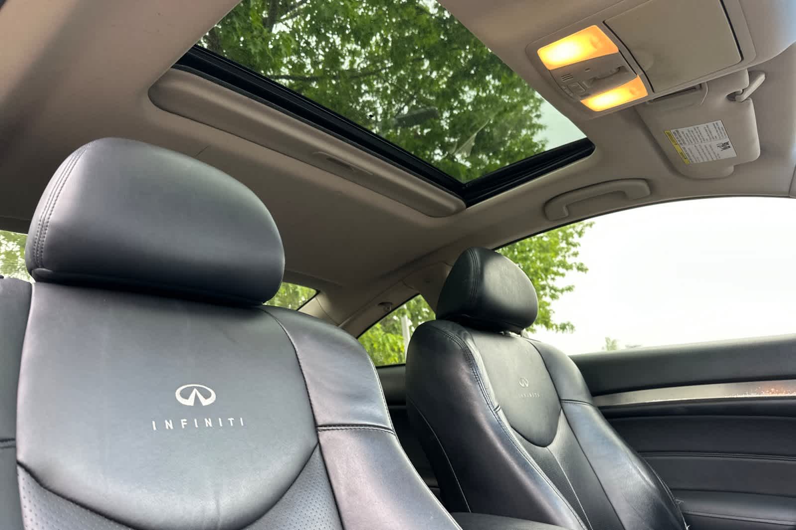 Thumbnail: 2012 INFINITI G37 - 16