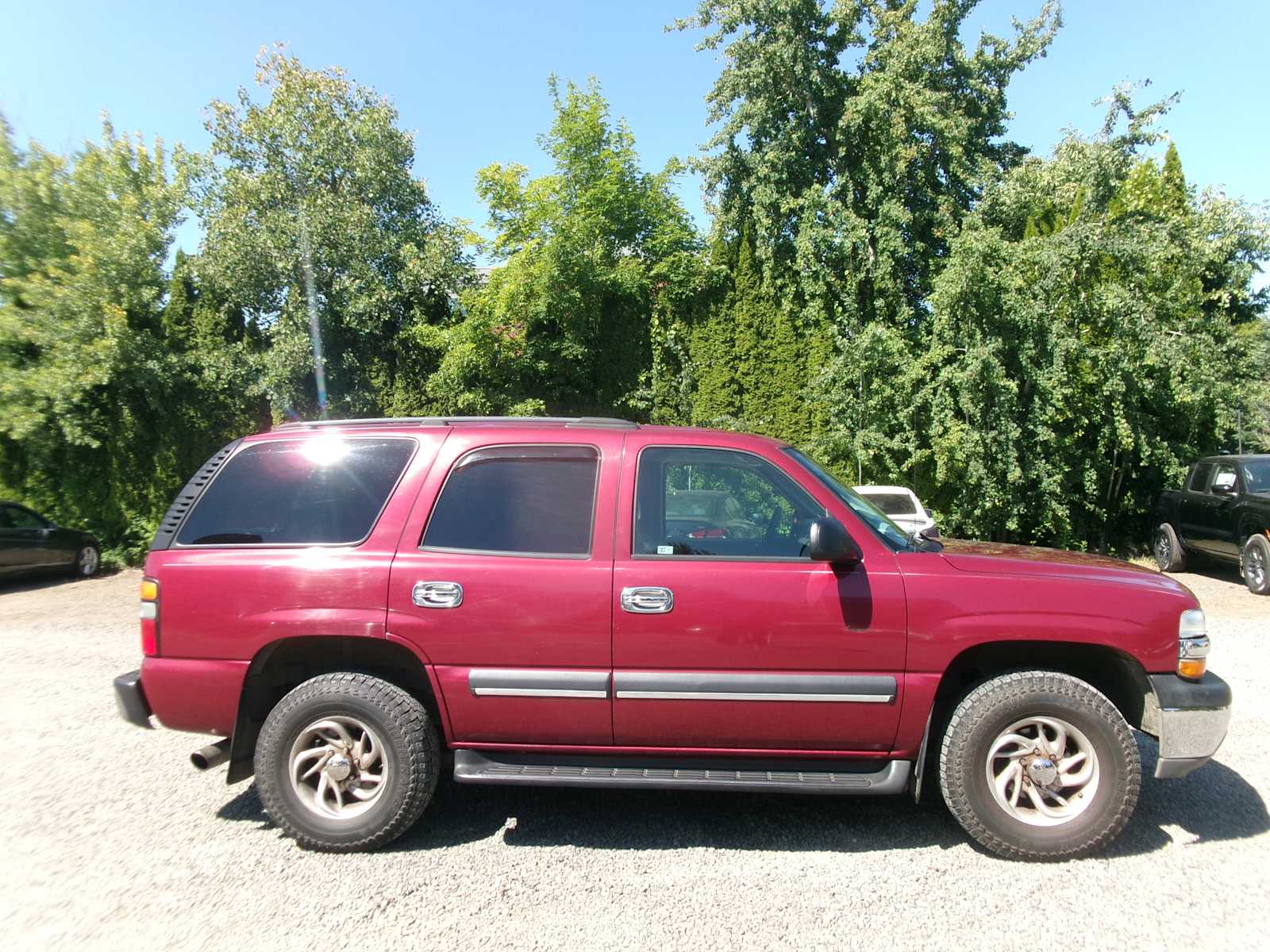 Thumbnail: 2004 Chevrolet Tahoe - 6