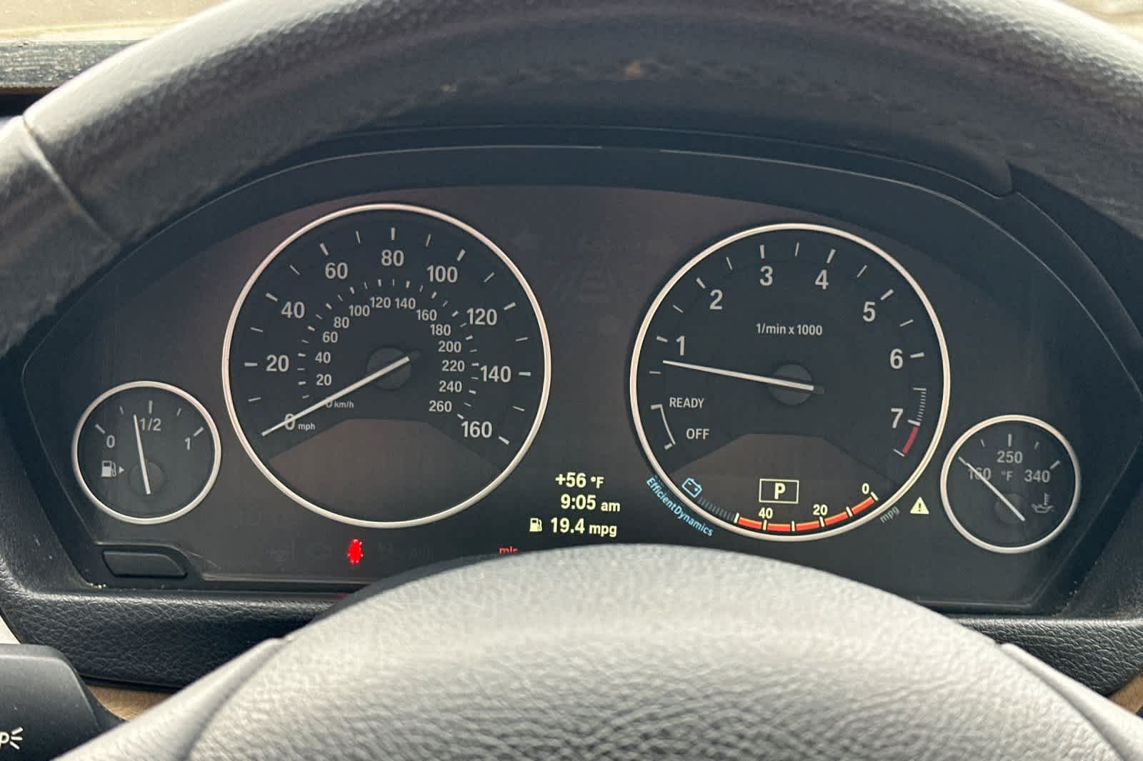 Thumbnail: 2012 BMW 3 Series - 24