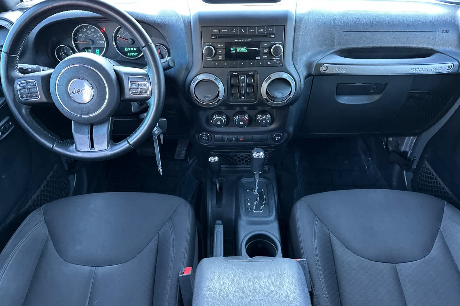 2016 Jeep Wrangler Unlimited Sport photo 3