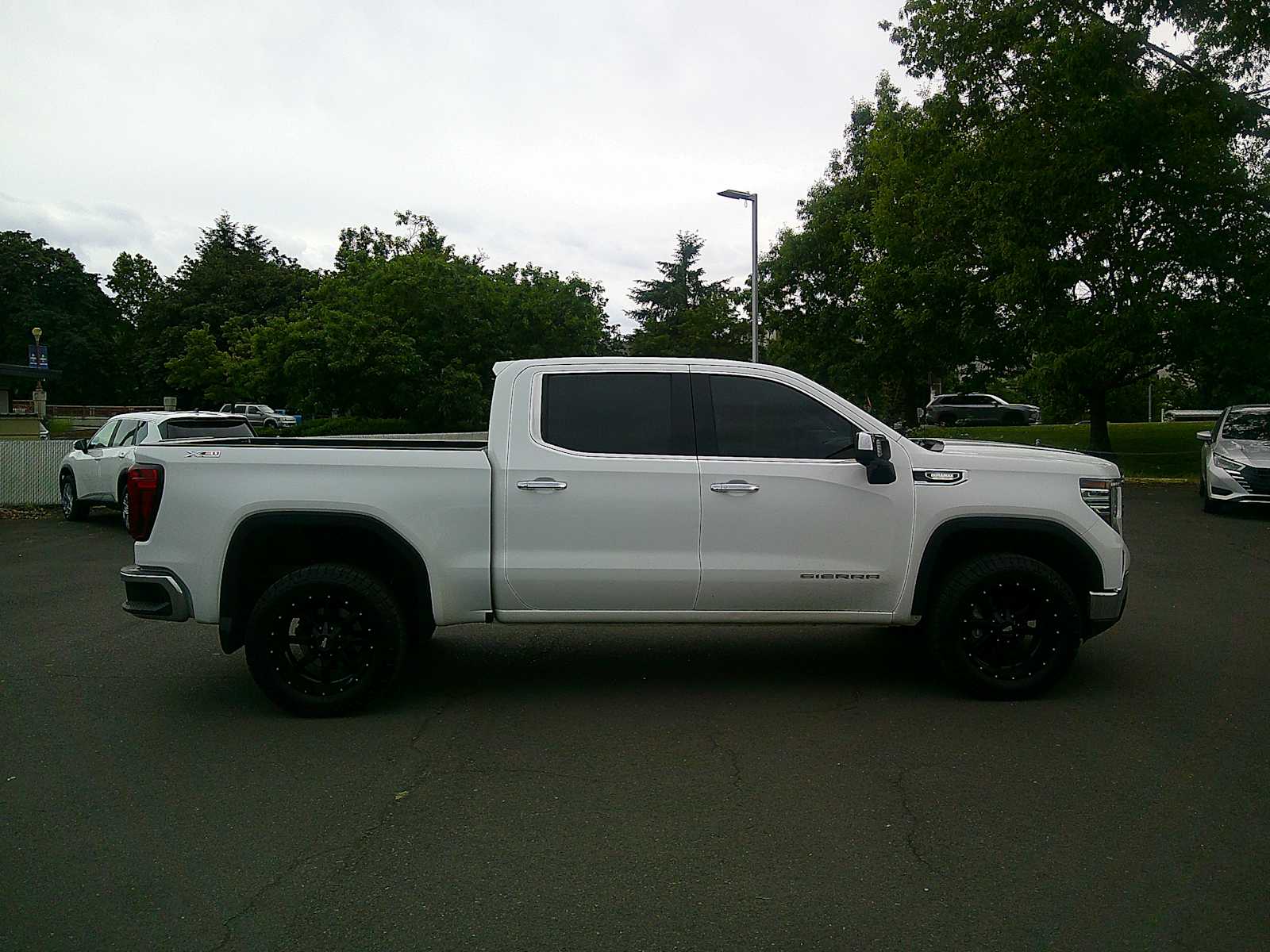 Thumbnail: 2022 GMC Sierra 1500 - 5