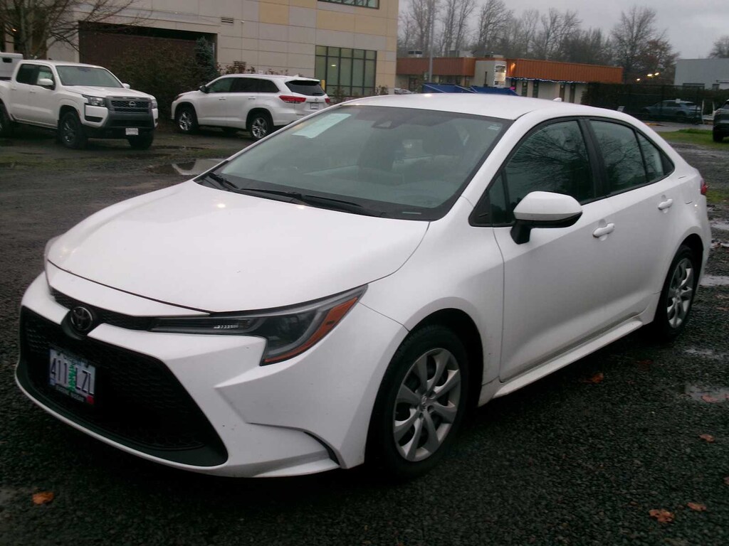 Used 2020 Toyota Corolla LE Sedan
