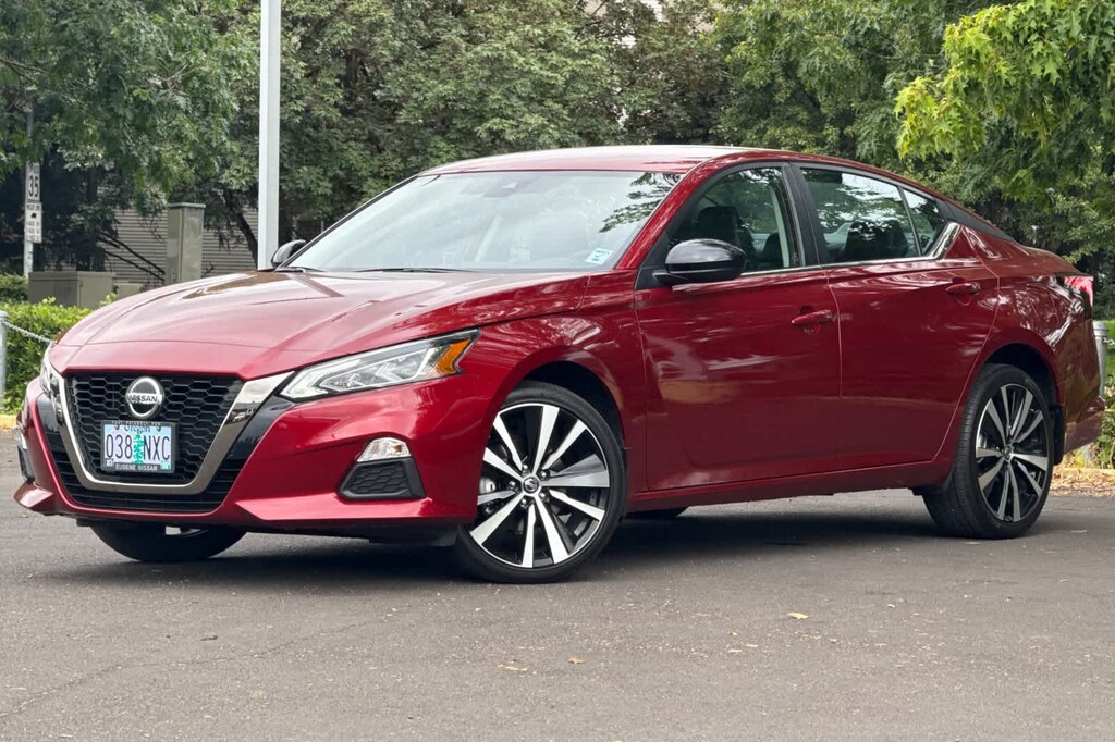 Used 2022 Nissan Altima 2.5 SR Sedan