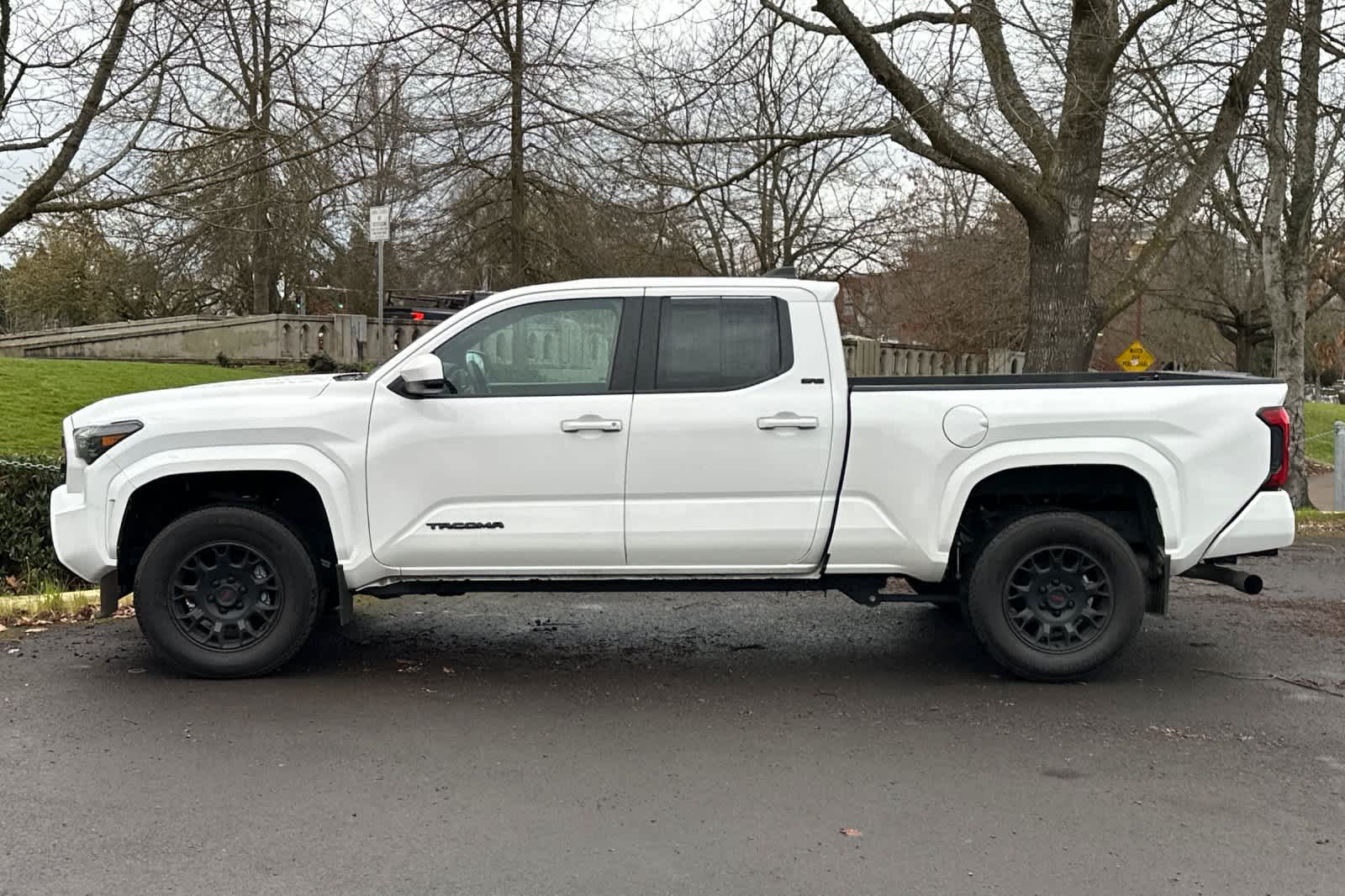 Thumbnail: 2024 Toyota Tacoma - 5