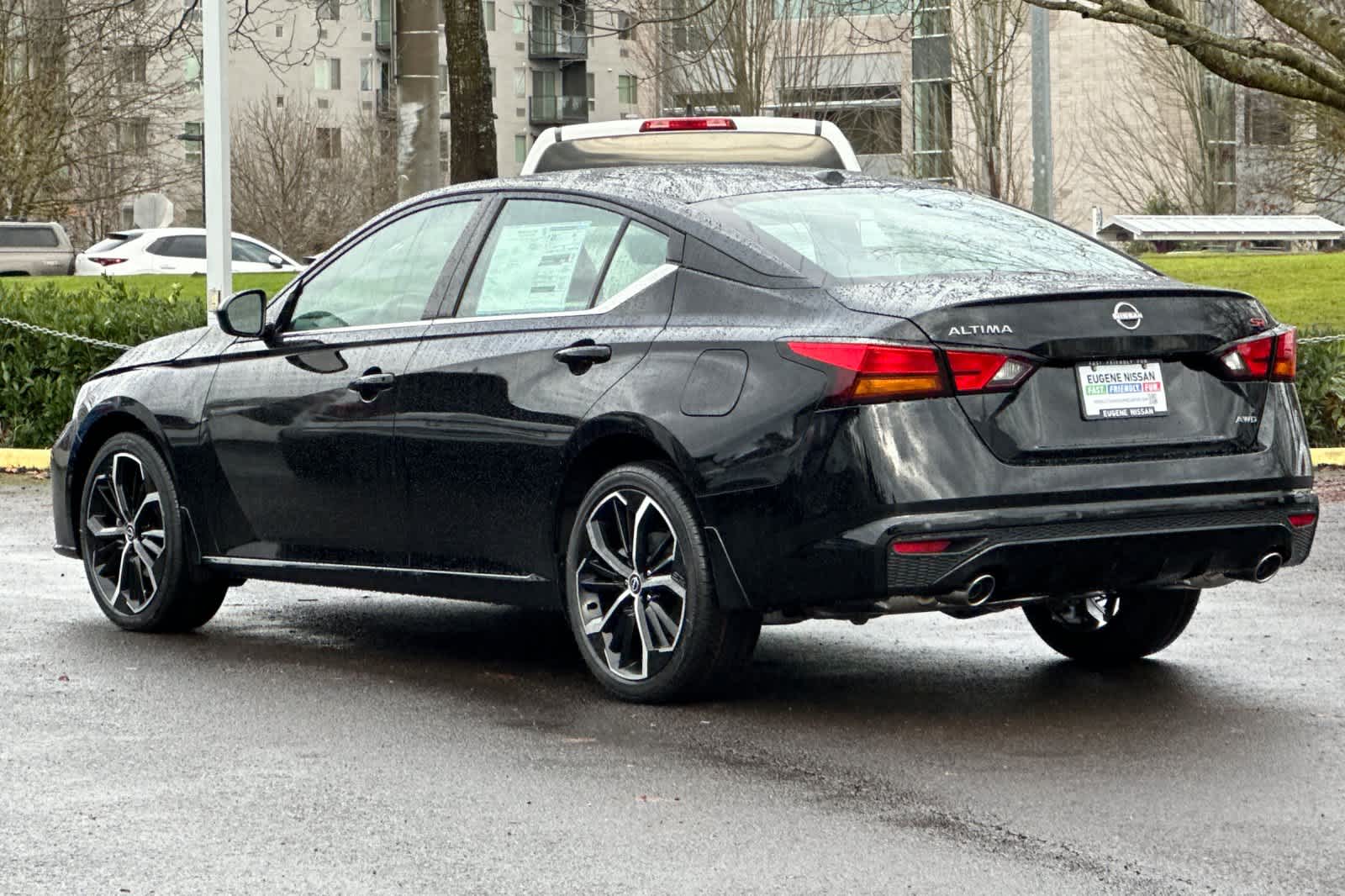 Thumbnail: 2025 Nissan Altima - 6