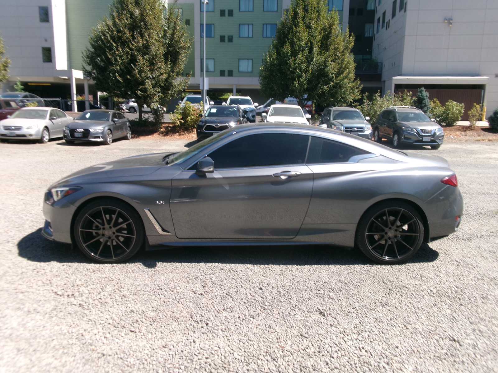 Thumbnail: 2017 INFINITI Q60 - 2