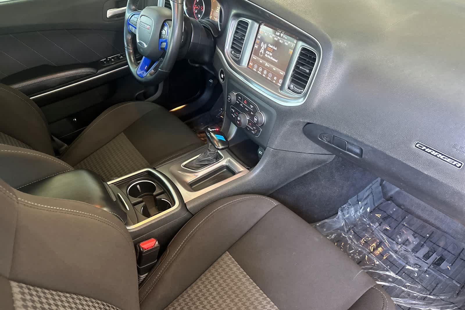 Thumbnail: 2019 Dodge Charger - 15