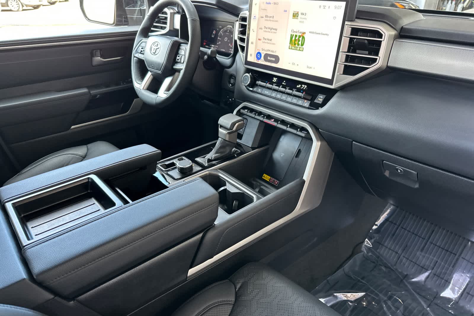 Thumbnail: 2025 Toyota Tundra - 15