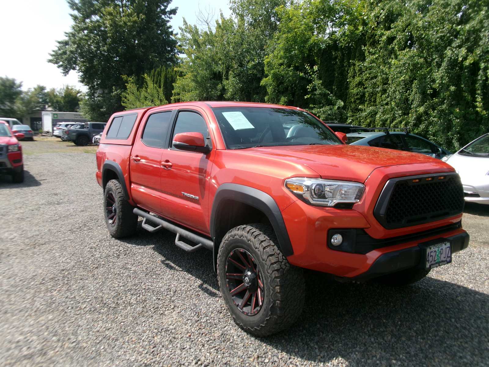 Thumbnail: 2017 Toyota Tacoma - 7