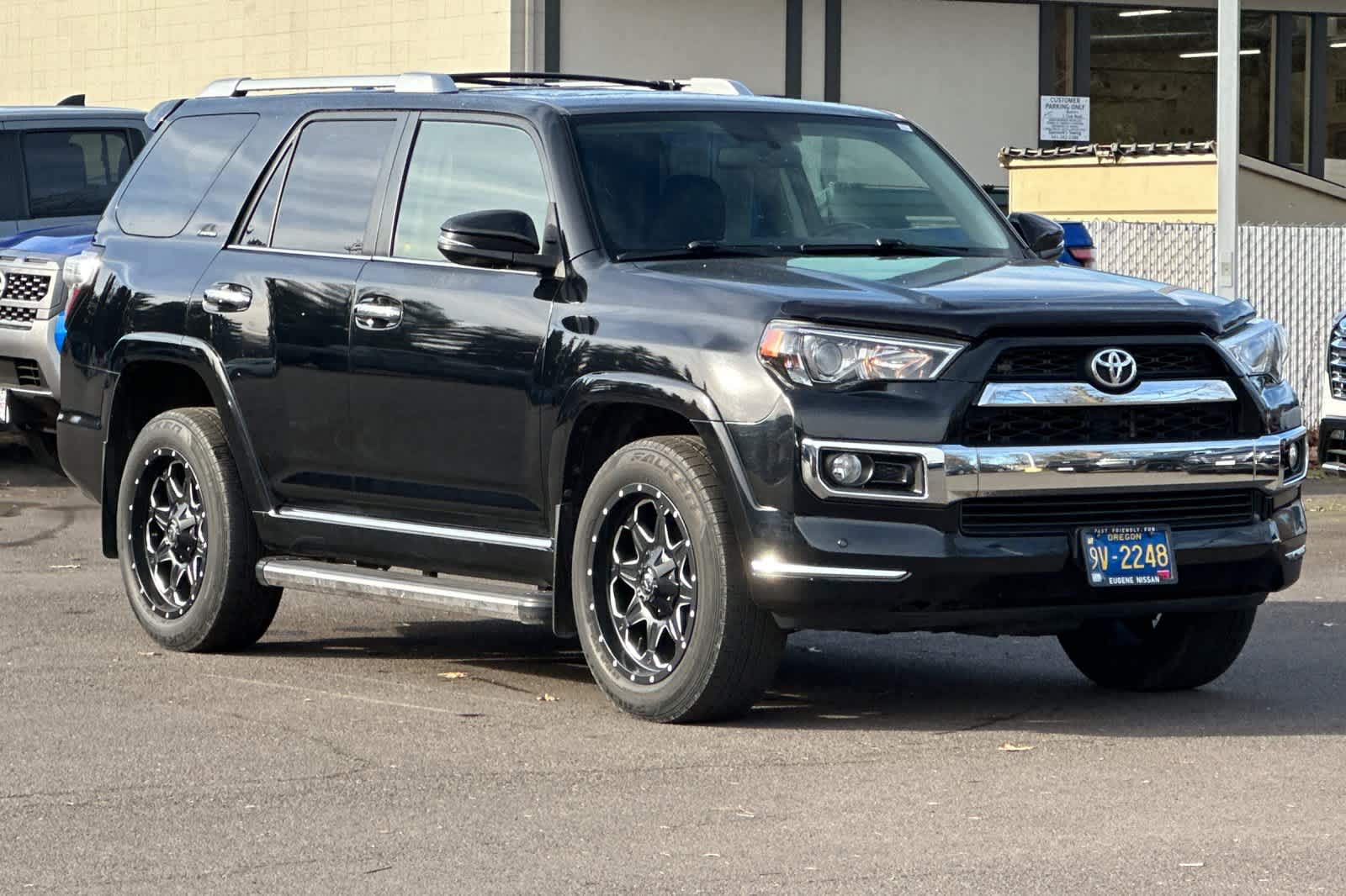 Thumbnail: 2018 Toyota 4Runner - 9