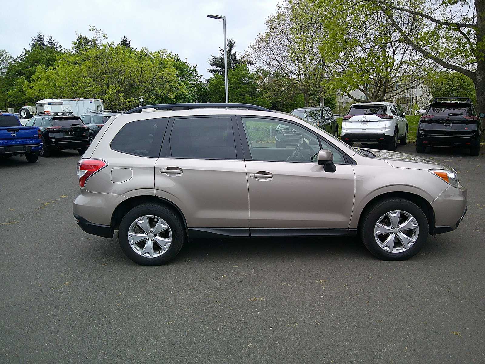 Thumbnail: 2016 Subaru Forester - 6