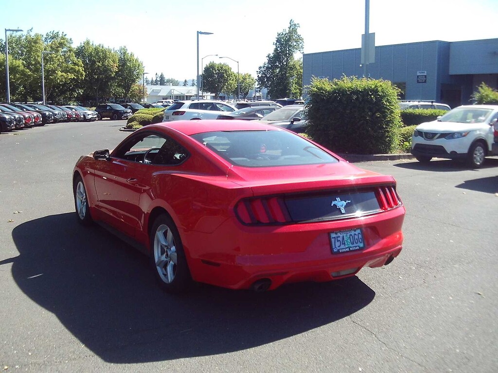 Used 2017 Ford Mustang V6 Coupe