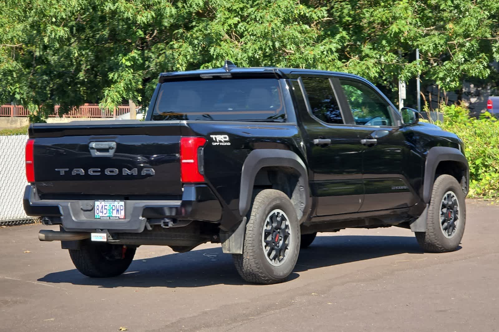 2024 Toyota Tacoma TRD photo 2