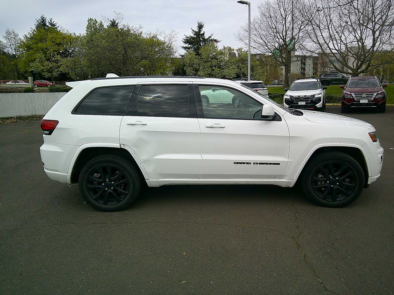 Thumbnail: 2019 Jeep Grand Cherokee - 6