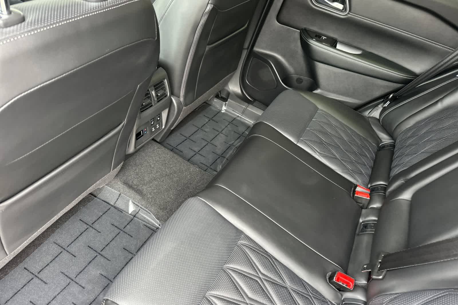 Thumbnail: 2026 Nissan Rogue - 4