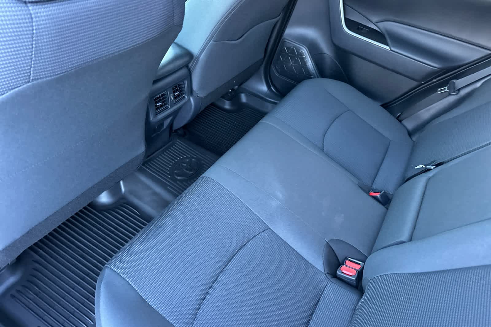 Thumbnail: 2025 Toyota RAV4 - 4