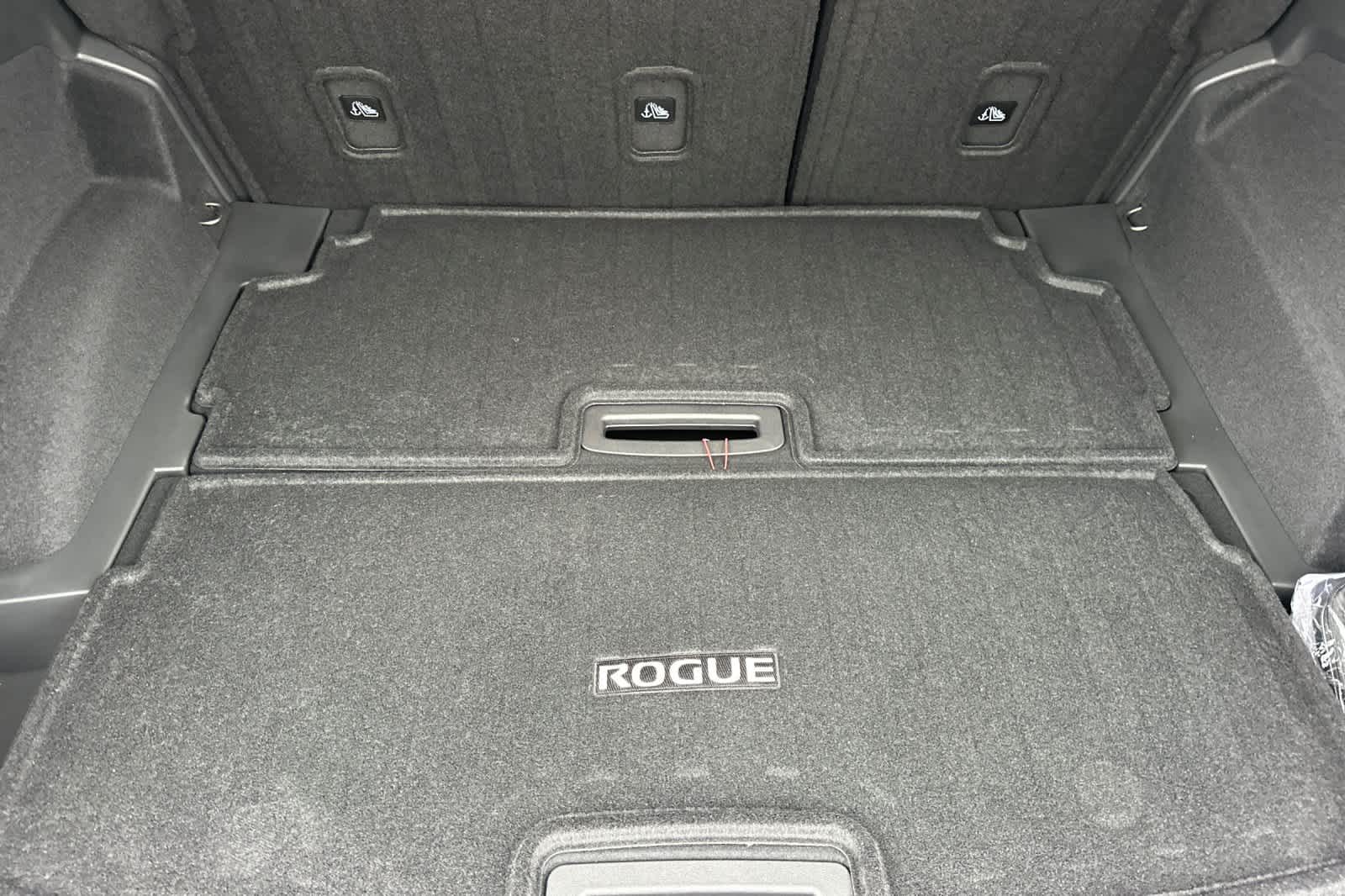 Thumbnail: 2026 Nissan Rogue - 15