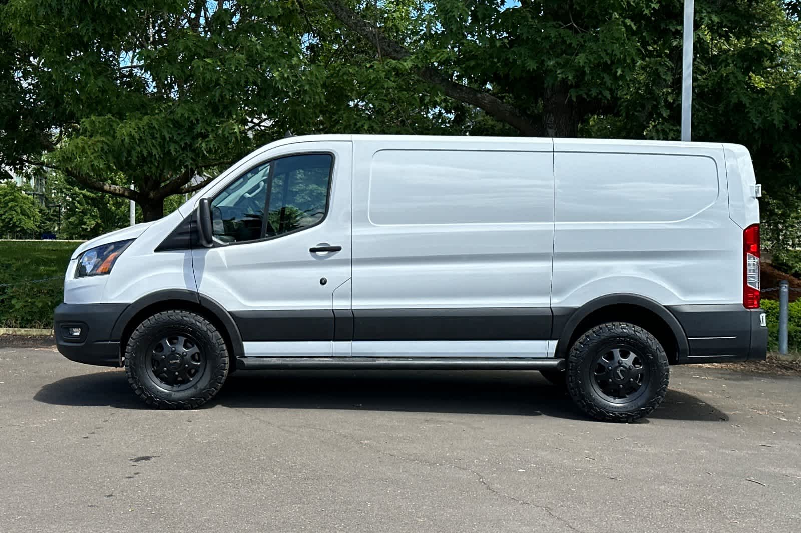 Thumbnail: 2023 Ford Transit Series - 3