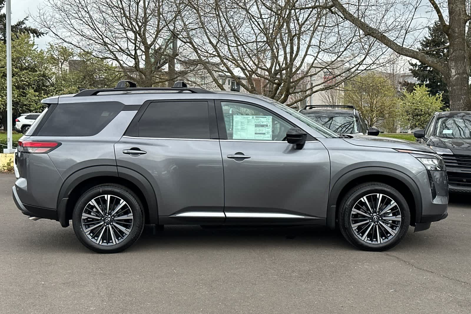 Thumbnail: 2026 Nissan Pathfinder - 8