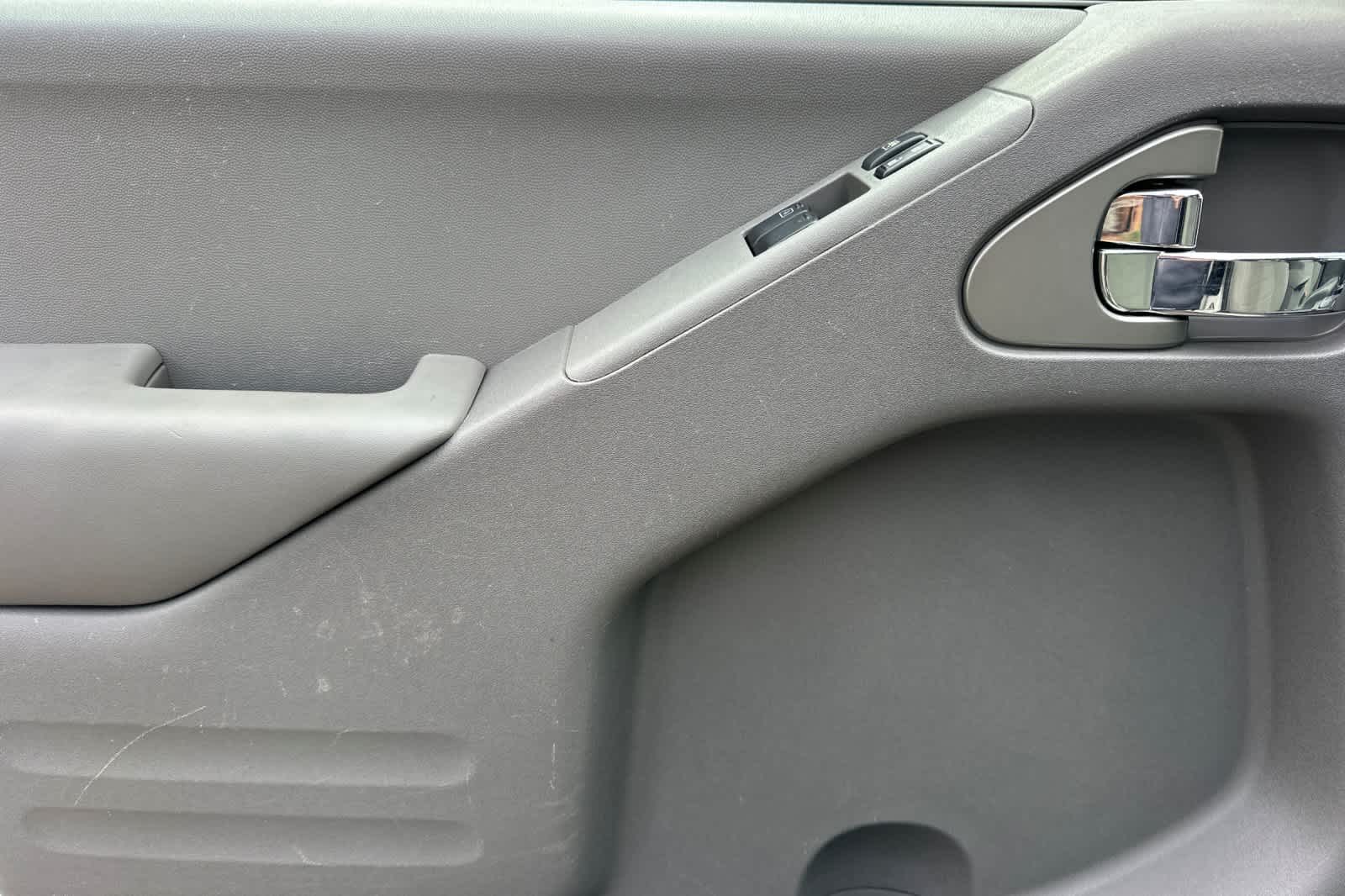 Thumbnail: 2020 Nissan Frontier - 12