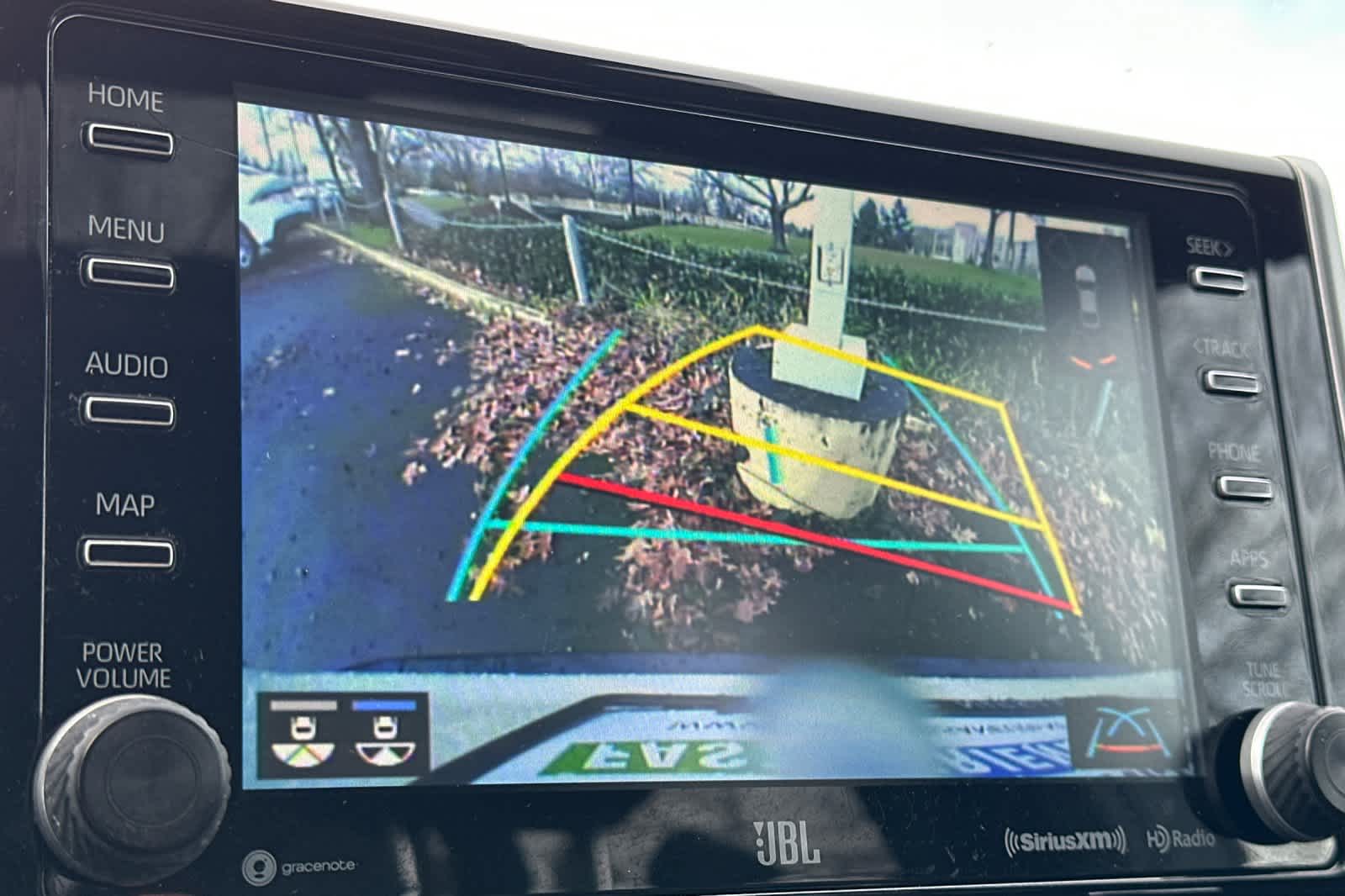 Thumbnail: 2021 Toyota RAV4 - 20