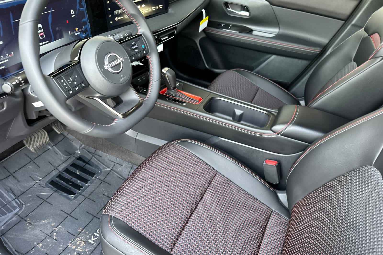 Thumbnail: 2025 Nissan Kicks - 11