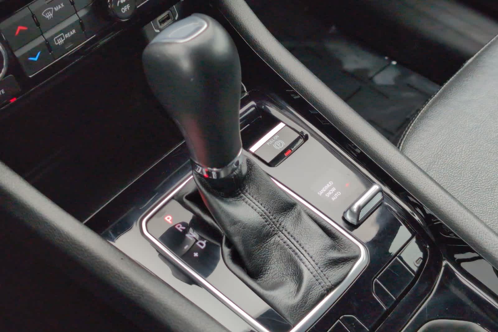 Thumbnail: 2023 Jeep Compass - 21