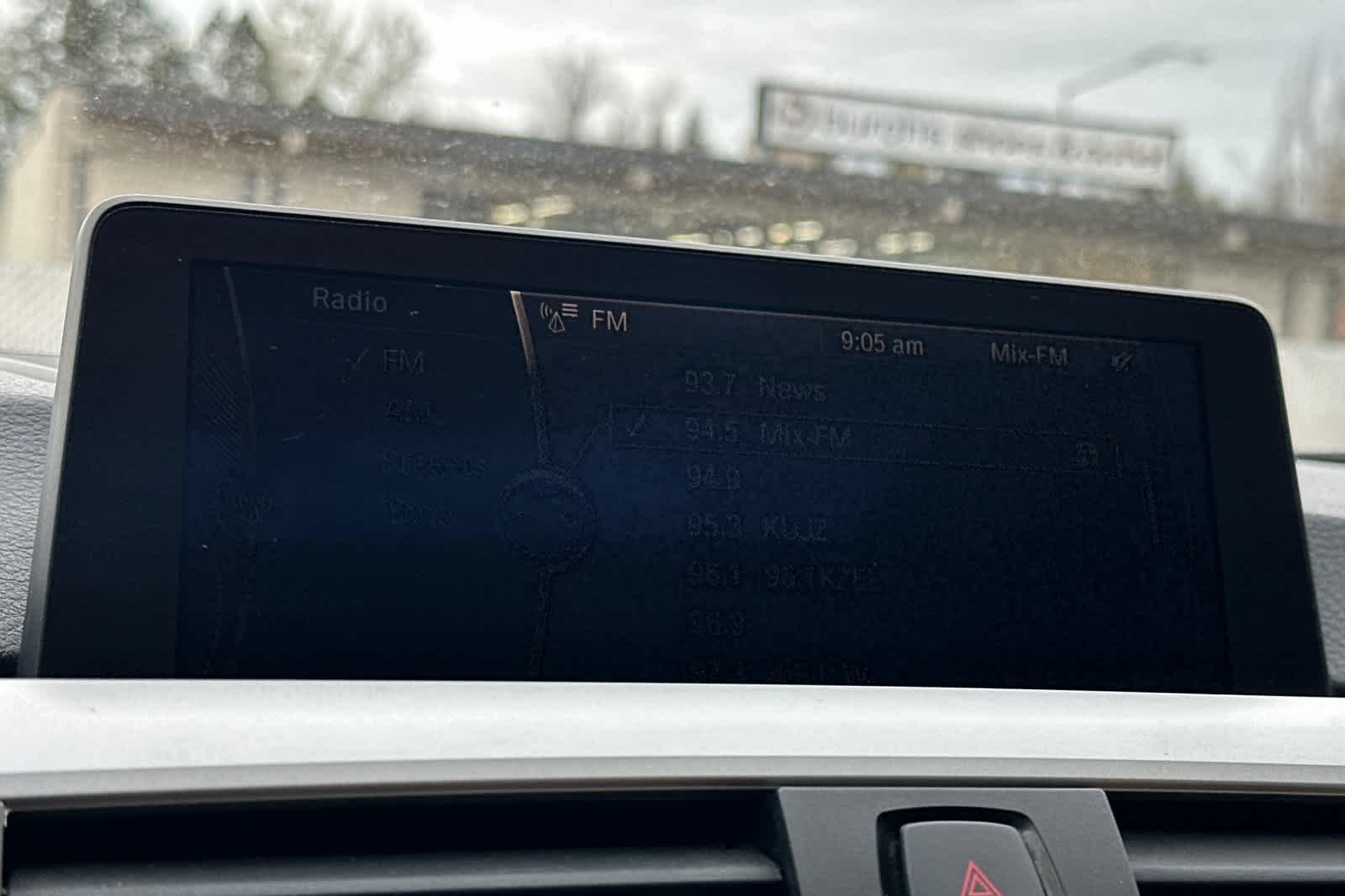 Thumbnail: 2012 BMW 3 Series - 17