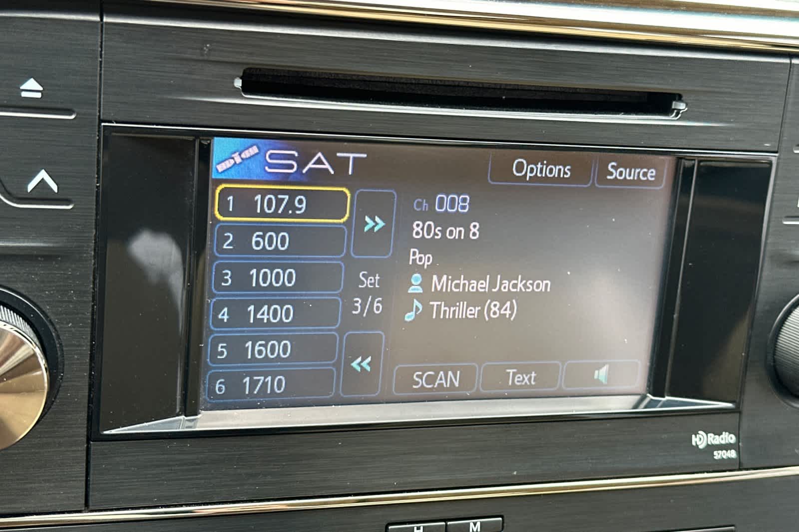 Thumbnail: 2014 Toyota Avalon - 17