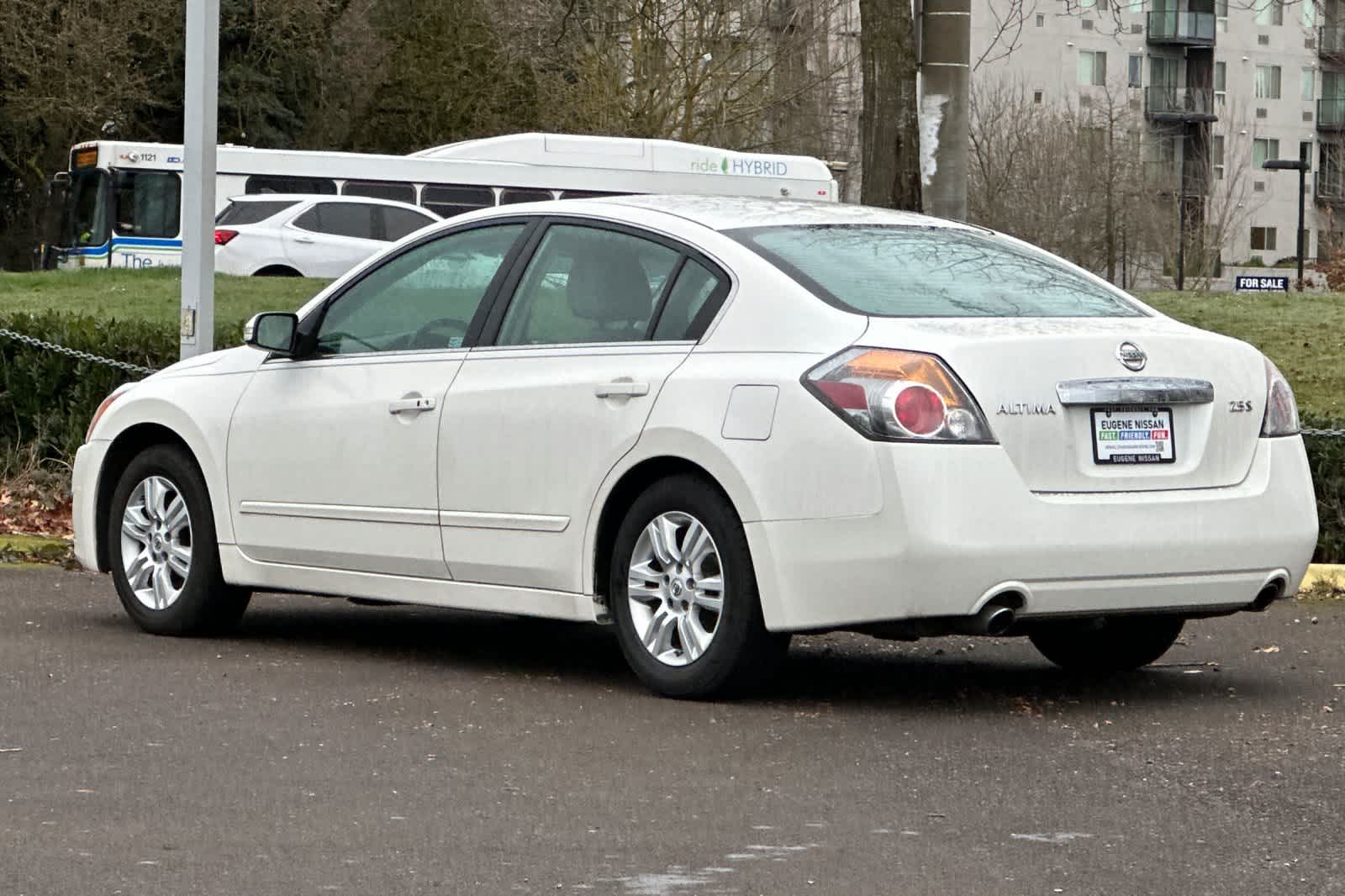 Thumbnail: 2010 Nissan Altima - 6