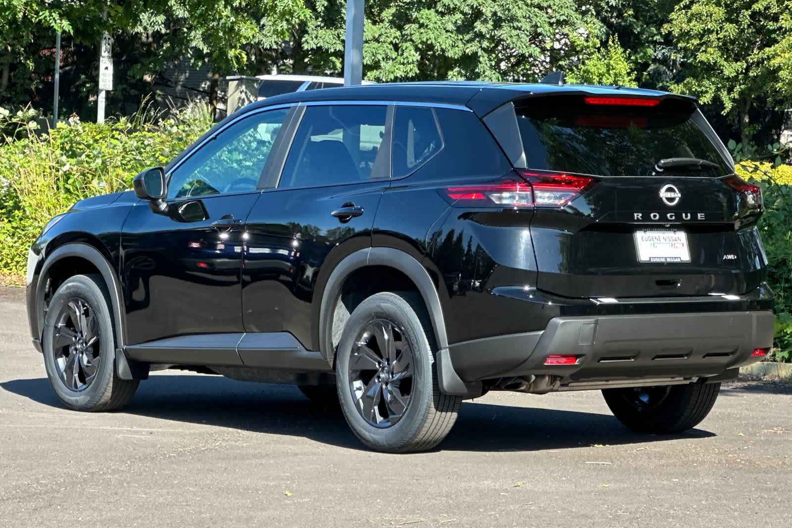 Thumbnail: 2026 Nissan Rogue - 6