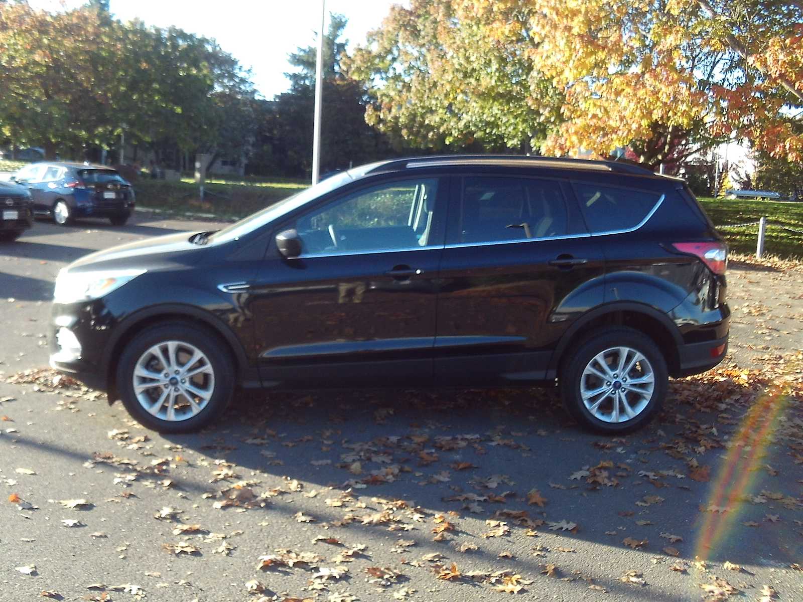 Used 2017 Ford Escape SE with VIN 1FMCU9GD9HUE80683 for sale in Eugene, OR