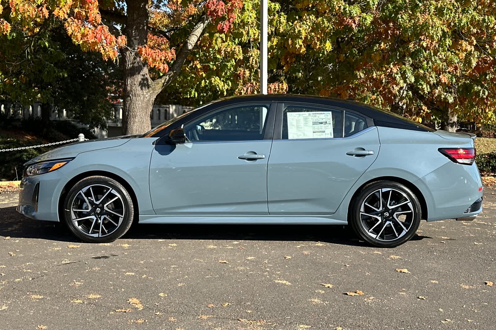 Thumbnail: 2025 Nissan Sentra - 5